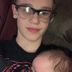 Meet your Posher, Hunter